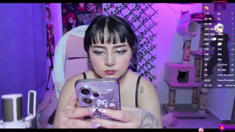Maddy Foox online show from 06.17.26