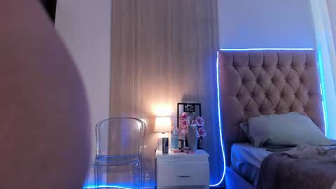 Maddyluxe online show from 04.11.26