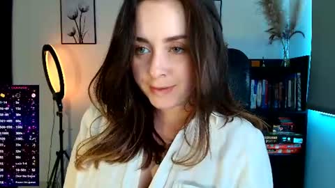madelamee online show from 07.28.26