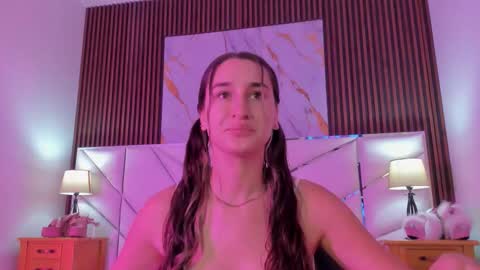 Snapshot of madeline_sweet_ chatting on 01.18.26 Madeline online show from 01.18.26