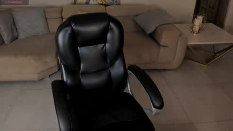 Madeline online show from 12.05.25