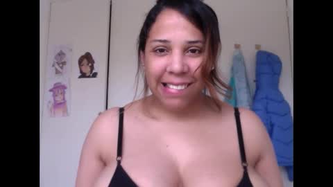 madellein online show from 10.21.25