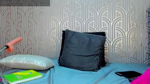   online show from 03.03.25