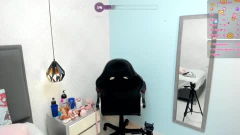 Snapshot of madison_rowan chatting on 01.08.25 MADI online show from 01.08.25