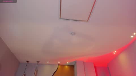 Maddi Collins online show from 02.24.26