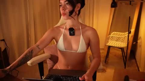 madisonlara online show from 02.18.26