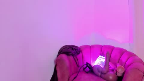    online show from 02.05.26