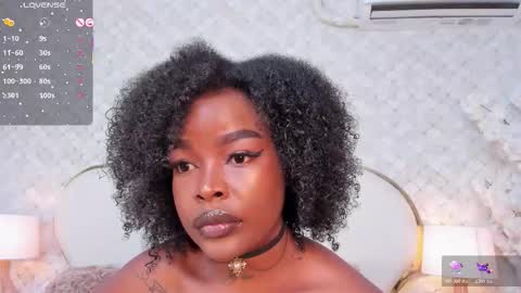 Madisson Lopez online show from 10.28.25