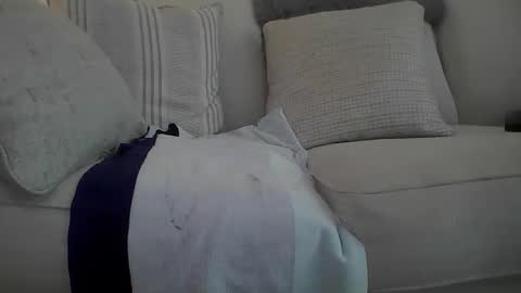 madryan77 online show from 04.24.26