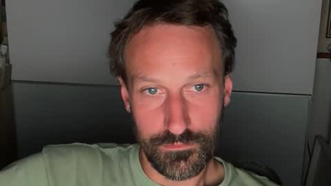 Snapshot of maenu_69 chatting on 09.21.25 maenu_69 online show from 09.21.25