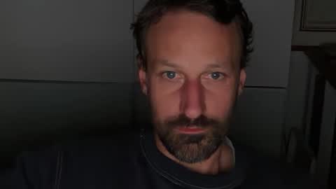 Snapshot of maenu_69 chatting on 10.13.25 maenu_69 online show from 10.13.25