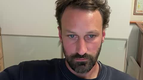 Snapshot of maenu_69 chatting on 10.15.25 maenu_69 online show from 10.15.25