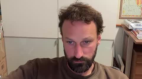 Snapshot of maenu_69 chatting on 10.29.25 maenu_69 online show from 10.29.25