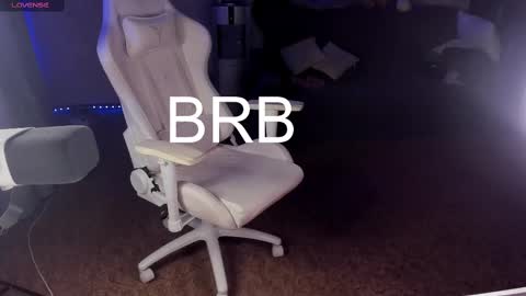 Maevee online show from 03.04.25