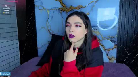 Snapshot of maevekuro chatting on 02.04.26 maevekuro online show from 02.04.26