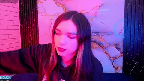 Snapshot of maevekuro chatting on 03.03.26 maevekuro online show from 03.03.26