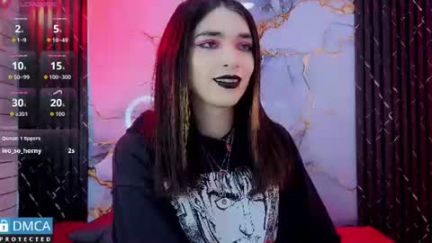 Snapshot of maevekuro chatting on 06.11.26 maevekuro online show from 06.11.26