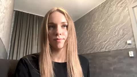 Sara online show from 03.31.26