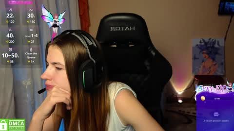 Snapshot of mag1c_eyes chatting on 12.02.24 mag1c_eyes online show from 12.02.24