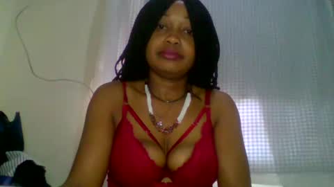 Snapshot of magdalinemus chatting on 09.19.25 magdalinemus online show from 09.19.25