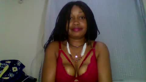 Snapshot of magdalinemus chatting on 09.24.25 magdalinemus online show from 09.24.25