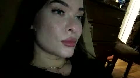 magggg658318 online show from 05.17.26