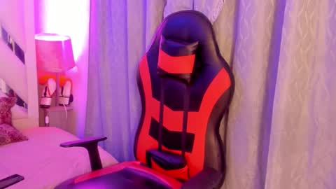 Maggie online show from 02.11.26