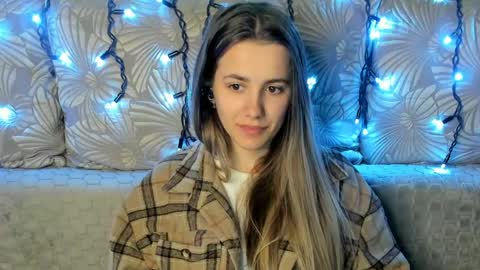 Maggie online show from 04.11.26