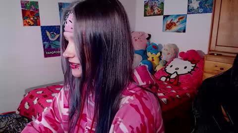 Magdalene Swaggy online show from 11.15.25