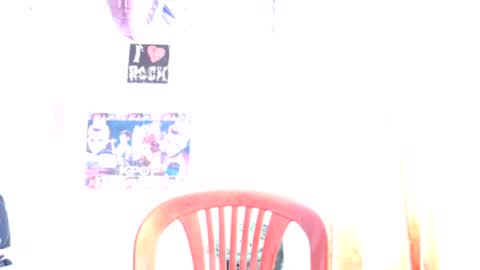 Snapshot of maggiie_taylor chatting on 07.29.26 Maggie Taylor online show from 07.29.26