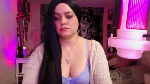 Claire online show from 01.06.25