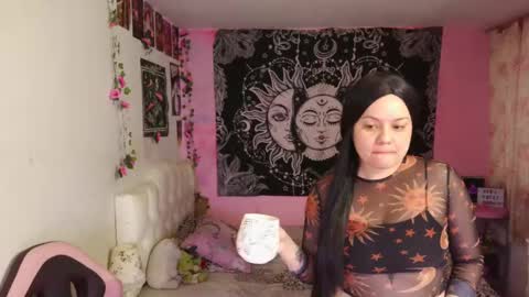 Claire online show from 01.26.25