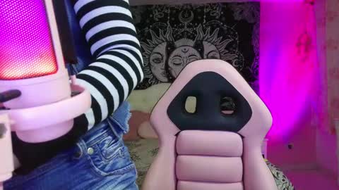 Claire online show from 03.12.25