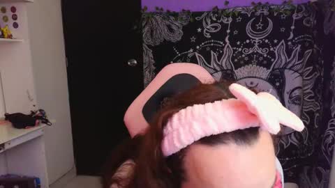 Claire online show from 01.13.26