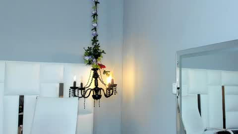 Snapshot of magic_marg chatting on 01.26.25 Marge online show from 01.26.25