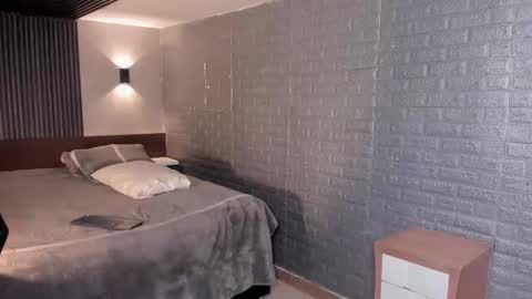 Snapshot of magic_marg chatting on 10.06.25 Marge online show from 10.06.25