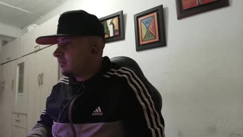 Snapshot of magic_milk23 chatting on 09.25.25 magic_milk23 online show from 09.25.25