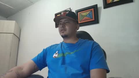 Snapshot of magic_milk23 chatting on 10.21.25 magic_milk23 online show from 10.21.25