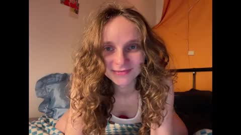 Mikky or Moon online show from 09.20.25