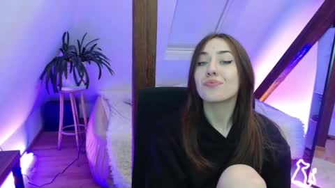 Zooey online show from 02.18.25