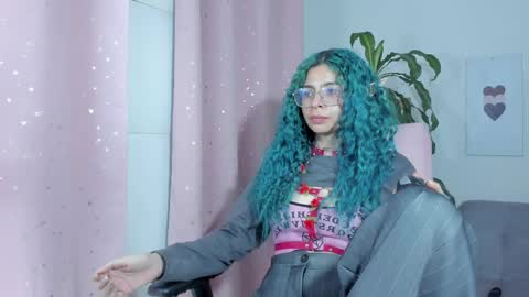 Lorelei online show from 04.12.26