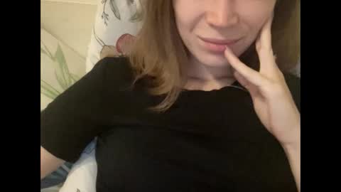 magicgirl50053 online show from 11.11.25