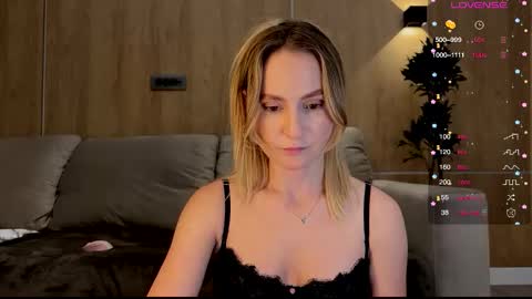 magicpeaach online show from 02.11.25