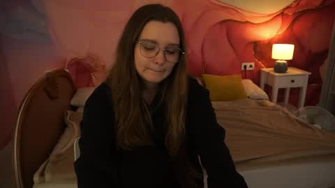 Emily online show from 09.30.25