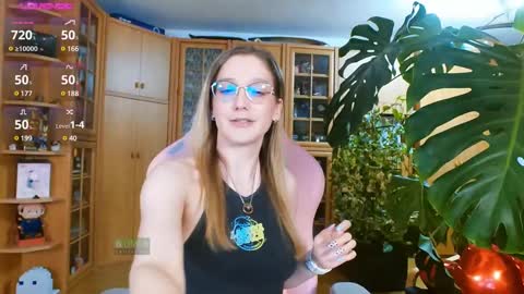 Nicole online show from 03.12.25