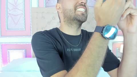 Snapshot of magnus_alejo chatting on 05.30.26 Magnus Alejo online show from 05.30.26