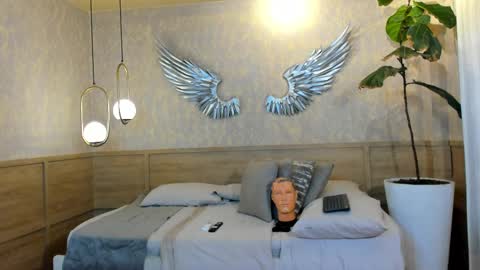 MAGNUS DAHL online show from 02.18.25