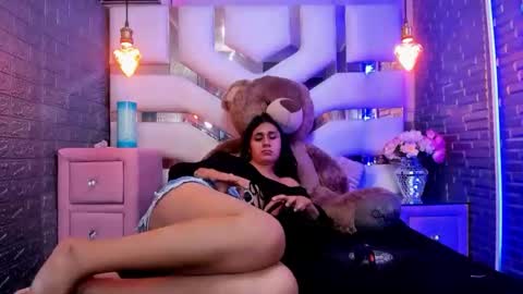 Snapshot of mahiara_hot chatting on 04.29.26 mahiara hot online show from 04.29.26