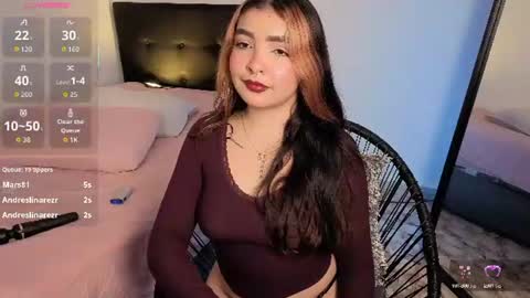 Snapshot of maiamancini chatting on 06.10.26 Maia online show from 06.10.26