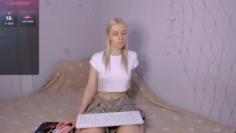 Your kitty online show from 06.25.26
